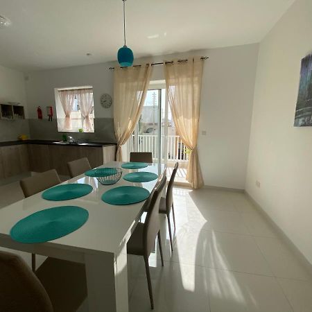 Sunshine Apartments Mellieha - Modern Three Bedroom Apartment - Apt No 2 Exterior foto